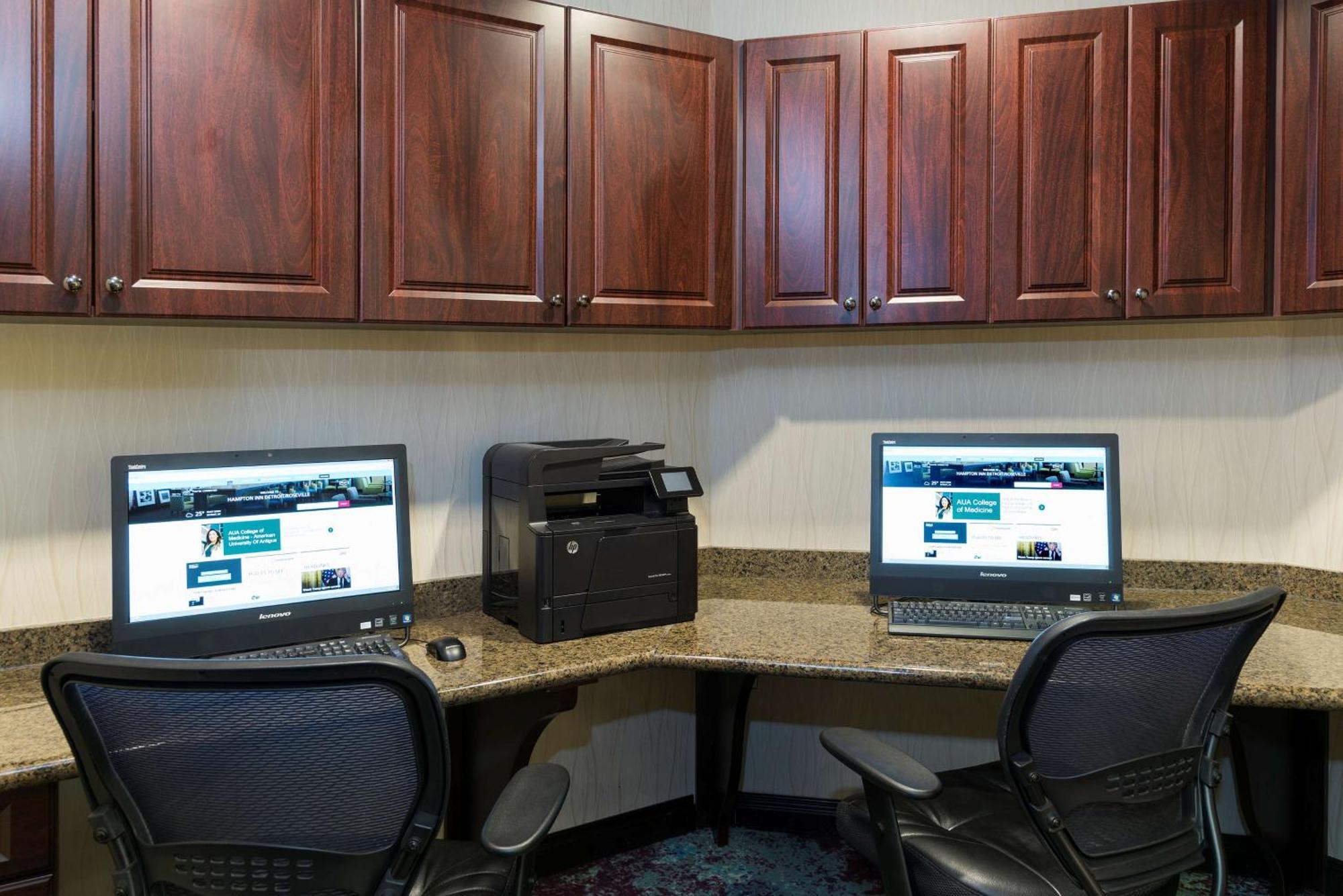Hampton Inn Detroit Roseville Clinton Township Buitenkant foto