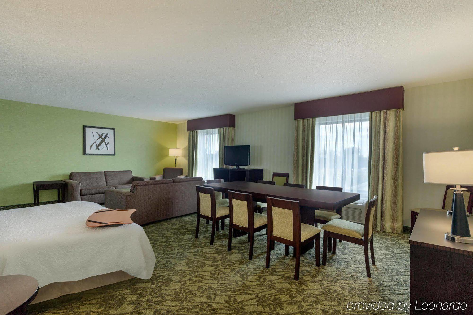 Hampton Inn Detroit Roseville Clinton Township Buitenkant foto